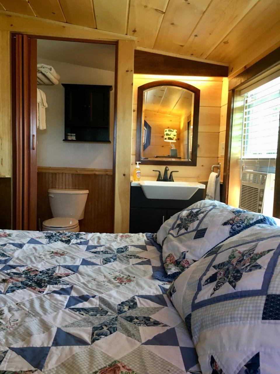Beach Cottage Inn ลินคอล์นวิลล์ ภายนอก รูปภาพ